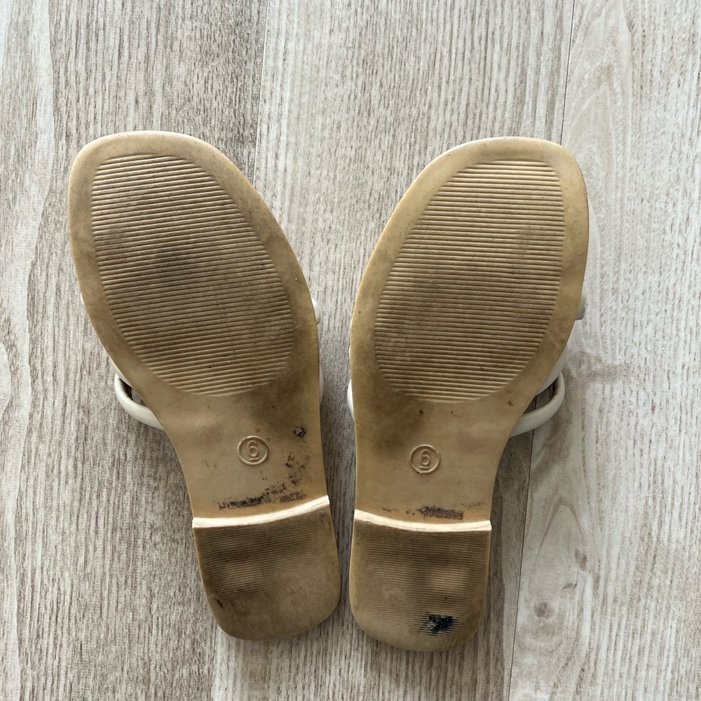 Universal Thread Slide Sandals - Picture 3 of 3